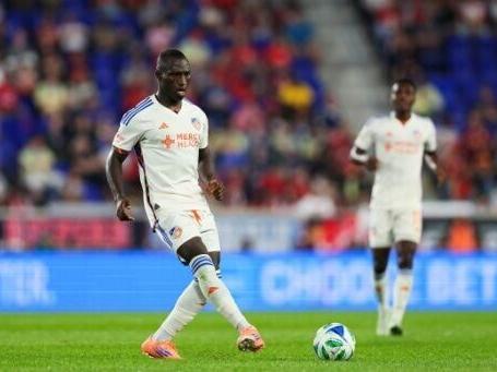 Cincinnati, Minnesota win MLS playoff series openers